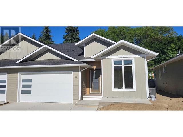 17 - 231 20 Street Ne, House attached with 4 bedrooms, 3 bathrooms and 2 parking in Salmon Arm BC | Image 1