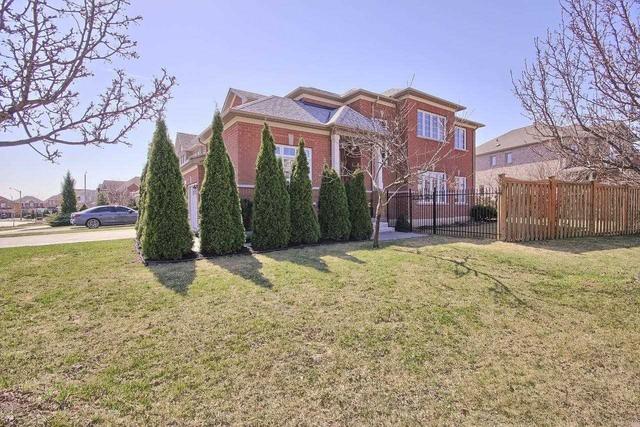 84 Alamo Heights Dr, House detached with 4 bedrooms, 4 bathrooms and 6 parking in Richmond Hill ON | Image 1
