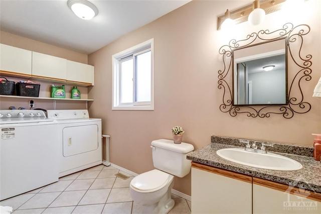304 Singleton Way, House detached with 3 bedrooms, 4 bathrooms and 5 parking in Ottawa ON | Image 14
