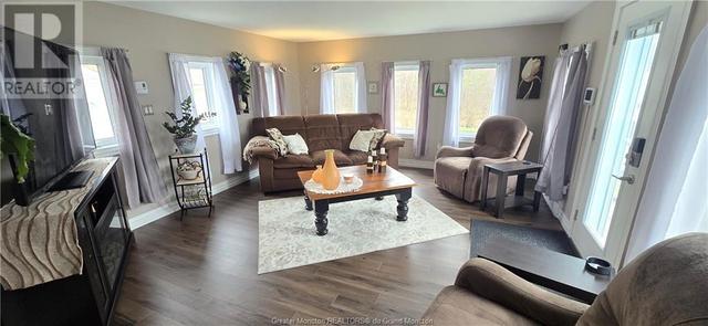 524 Pierre, House detached with 3 bedrooms, 1 bathrooms and null parking in Dieppe NB | Image 14