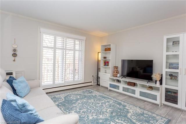 304 - 1586 Ernest Ave, Condo with 2 bedrooms, 1 bathrooms and 1 parking in London ON | Image 5