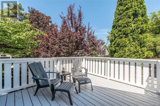 1150 Pandora Ave, House detached with 4 bedrooms, 3 bathrooms and 3 parking in Victoria BC | Image 13