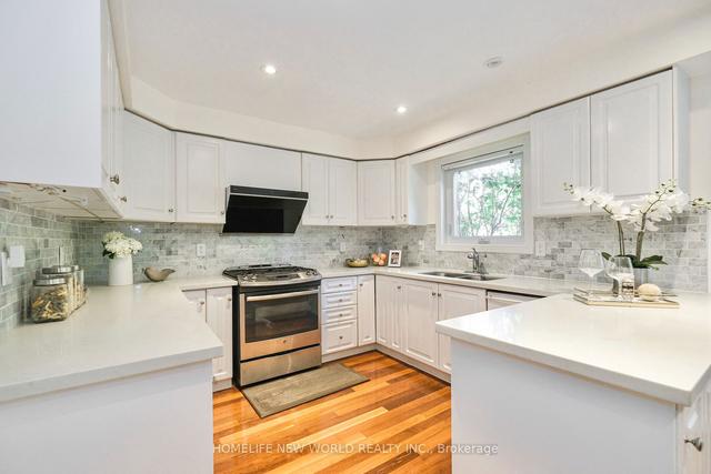 83 Woodstone Ave, House detached with 4 bedrooms, 4 bathrooms and 5 parking in Richmond Hill ON | Image 6