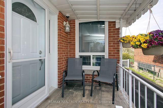 94 Dewey Dr, House detached with 3 bedrooms, 2 bathrooms and 5 parking in Toronto ON | Image 28
