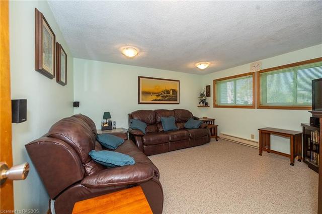 775 21st St E, House detached with 4 bedrooms, 2 bathrooms and 6 parking in Owen Sound ON | Image 35