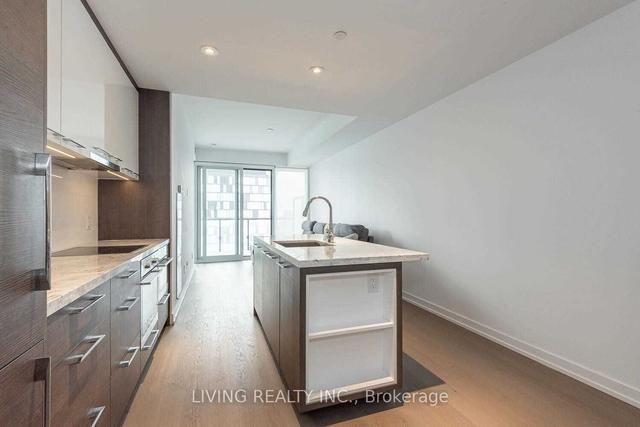 3008 - 488 University Ave, Condo with 2 bedrooms, 2 bathrooms and 1 parking in Toronto ON | Image 17