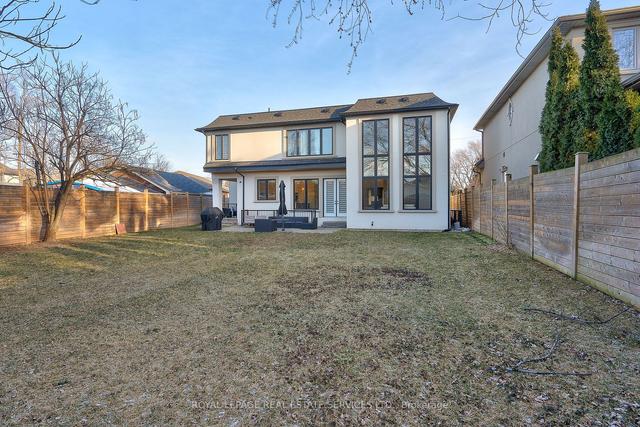 390 Sandhurst Dr, House detached with 4 bedrooms, 7 bathrooms and 10 parking in Oakville ON | Image 31