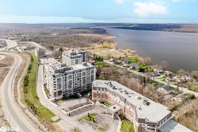 309 - 58 Lakeside Terr, House attached with 2 bedrooms, 2 bathrooms and 1 parking in Barrie ON | Image 32