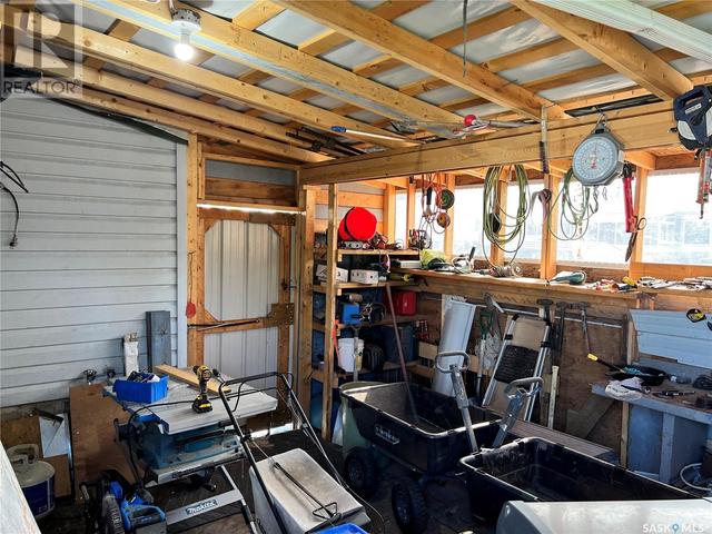 905 21st St, House detached with 4 bedrooms, 2 bathrooms and null parking in Humboldt SK | Image 34