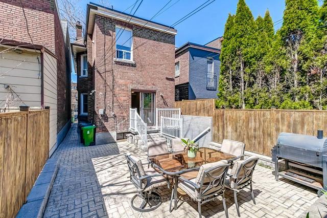 189 Beatrice St, House detached with 4 bedrooms, 4 bathrooms and 2 parking in Toronto ON | Image 25