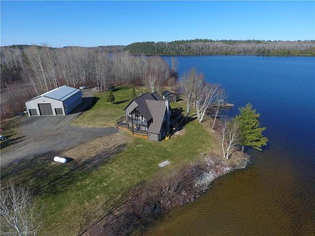 33 White Bear Crt, House detached with 4 bedrooms, 2 bathrooms and 19 parking in Temagami ON | Image 31