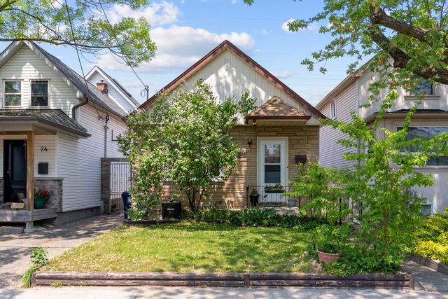 22 Eileen Ave, House detached with 2 bedrooms, 2 bathrooms and 0 parking in Toronto ON | Image 1
