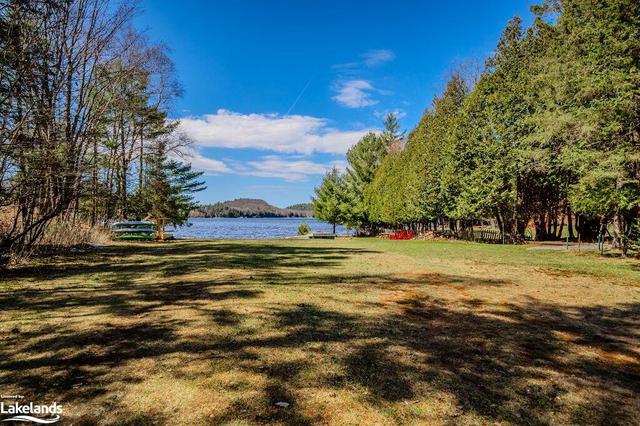 51 Mary Lake Crescent, House detached with 5 bedrooms, 2 bathrooms and 12 parking in Huntsville ON | Image 34