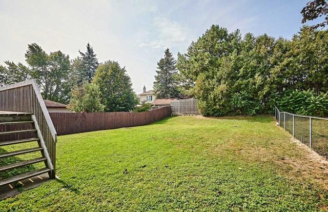 870 Central Park Blvd N, House detached with 3 bedrooms, 2 bathrooms and 3 parking in Oshawa ON | Image 32