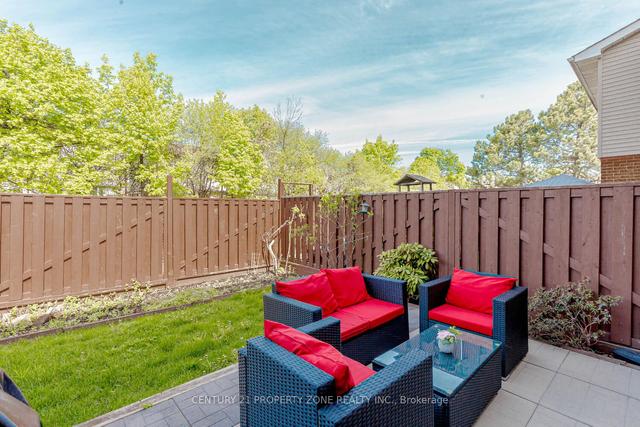 4 Carisbrooke Ct, Townhouse with 3 bedrooms, 3 bathrooms and 2 parking in Brampton ON | Image 31