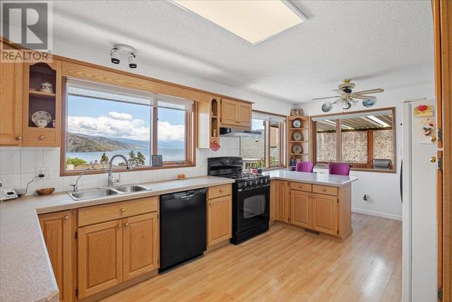 6514 Ferguson Pl, House detached with 4 bedrooms, 2 bathrooms and 7 parking in Peachland BC | Image 14