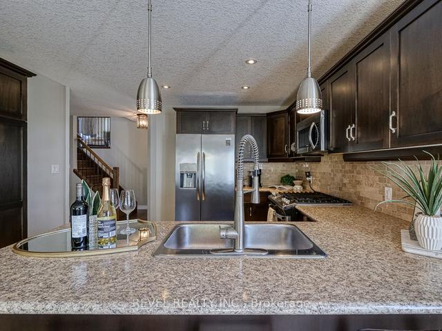664 Normandy Dr, House detached with 3 bedrooms, 4 bathrooms and 4 parking in Woodstock ON | Image 14