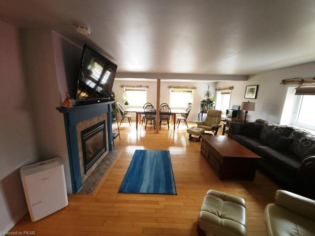 801 Highway 127, House detached with 2 bedrooms, 2 bathrooms and null parking in Hastings Highlands ON | Image 2