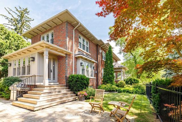 194 Dawlish Ave, House detached with 4 bedrooms, 4 bathrooms and 2 parking in Toronto ON | Image 30