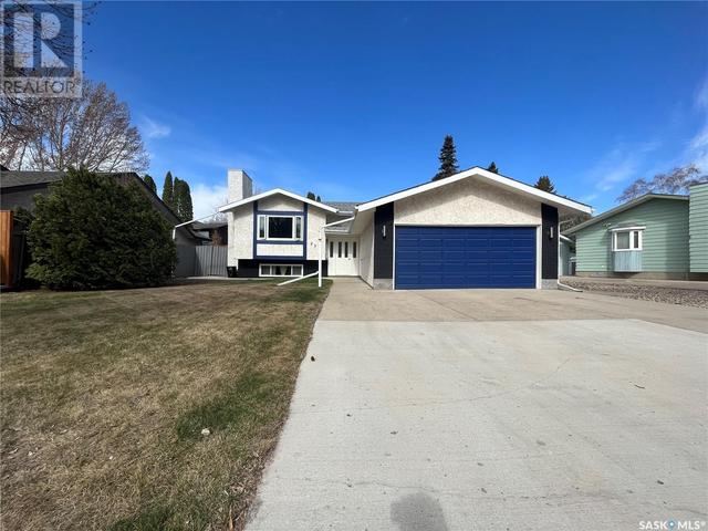 23 Schwager Crescent, House detached with 4 bedrooms, 2 bathrooms and null parking in Saskatoon SK | Image 1