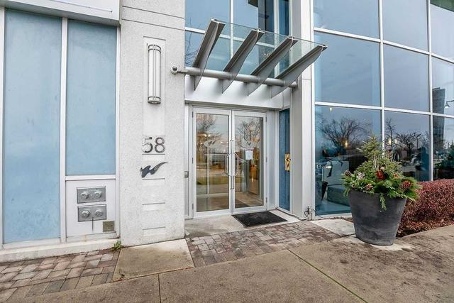 323 - 58 Marine Parade Dr, Condo with 1 bedrooms, 1 bathrooms and 1 parking in Toronto ON | Image 2