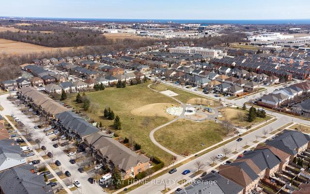 1405 - 1940 Ironstone Dr, Condo with 1 bedrooms, 2 bathrooms and 1 parking in Burlington ON | Image 35