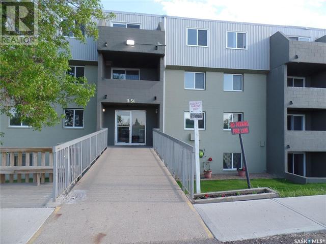 102 - 550 Laurier Street, Condo with 2 bedrooms, 1 bathrooms and null parking in Moose Jaw SK | Image 1