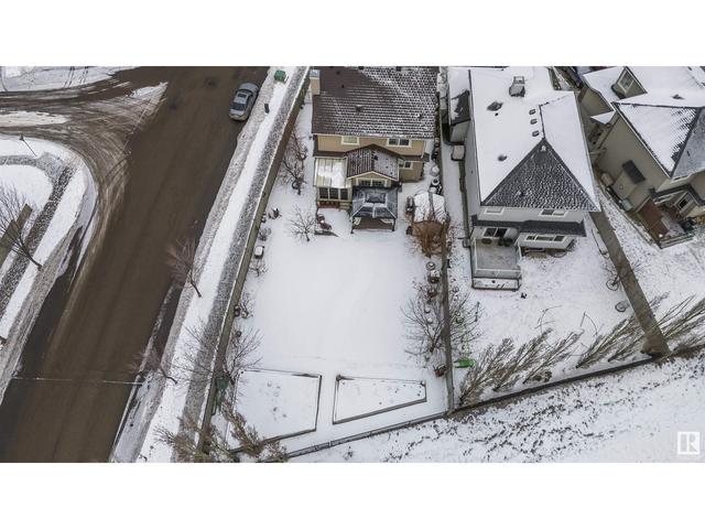 335 62 St Sw Sw, House detached with 5 bedrooms, 3 bathrooms and null parking in Edmonton AB | Image 60