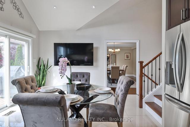 23 Glos Rd, House detached with 3 bedrooms, 3 bathrooms and 4 parking in Toronto ON | Image 8