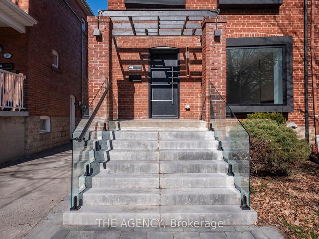 44 Glengarry Ave, House semidetached with 3 bedrooms, 4 bathrooms and 1 parking in Toronto ON | Image 23