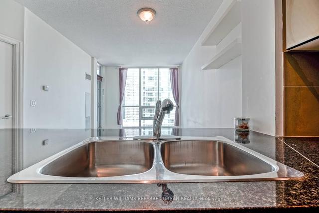 2404 - 16 Yonge St, Condo with 1 bedrooms, 1 bathrooms and 0 parking in Toronto ON | Image 33
