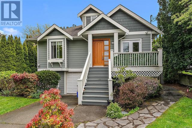 305 St Charles St, House detached with 5 bedrooms, 4 bathrooms and 3 parking in Victoria BC | Image 39