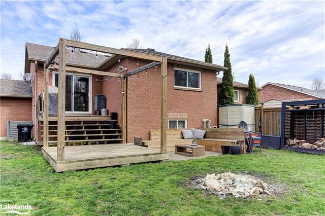 6 Telfer Rd, House detached with 3 bedrooms, 1 bathrooms and 5 parking in Collingwood ON | Image 25