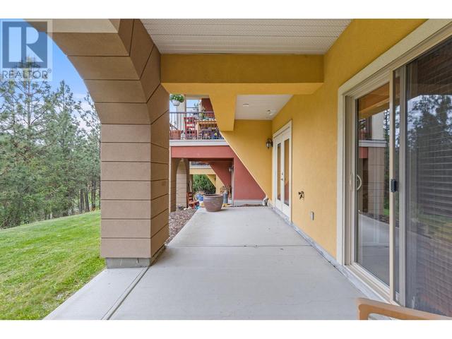 127 - 1795 Country Club Dr, House attached with 2 bedrooms, 2 bathrooms and null parking in Kelowna BC | Image 28