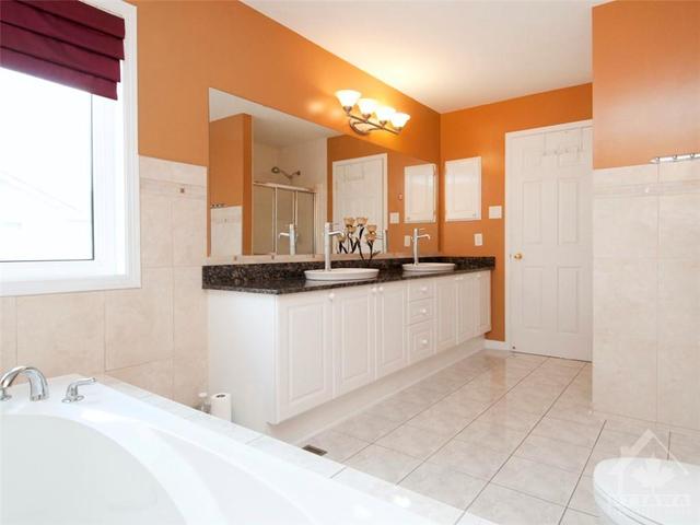 108 Whitestone Drive, House detached with 4 bedrooms, 4 bathrooms and 6 parking in Ottawa ON | Image 19