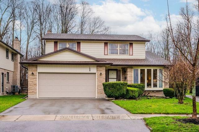 108 Stonehaven Dr, House detached with 3 bedrooms, 3 bathrooms and 4 parking in Waterloo ON | Image 1