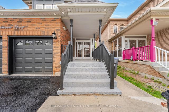 54 Lanewood St, House detached with 4 bedrooms, 4 bathrooms and 6 parking in Brampton ON | Image 23