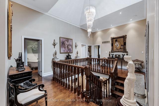 171 Millwood Pky, House detached with 5 bedrooms, 6 bathrooms and 23 parking in Vaughan ON | Image 14