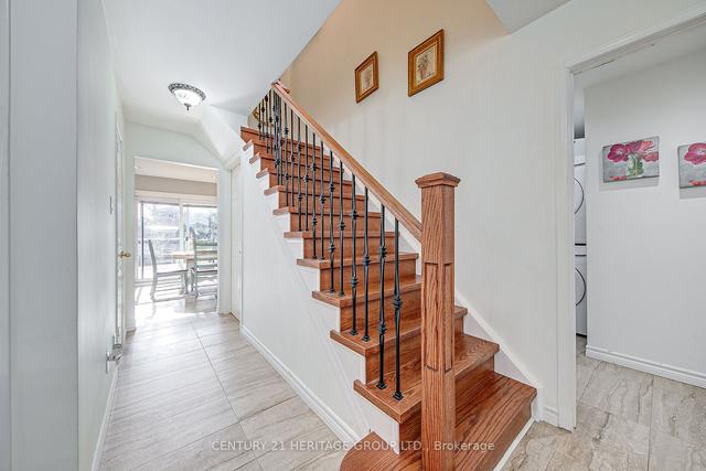 241 Miller Park Ave, House detached with 3 bedrooms, 4 bathrooms and 6 parking in Bradford West Gwillimbury ON | Image 7