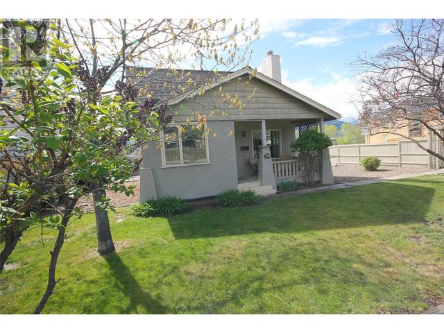 739 Government Street, House detached with 3 bedrooms, 1 bathrooms and 2 parking in Penticton BC | Image 25