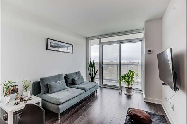 817 - 160 Flemington Rd, Condo with 1 bedrooms, 1 bathrooms and 1 parking in Toronto ON | Image 3