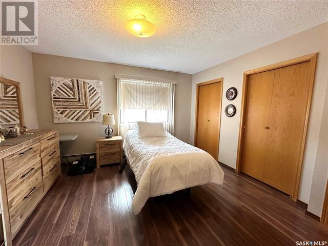 301 - 1442 102nd Street, Condo with 2 bedrooms, 2 bathrooms and null parking in North Battleford CY SK | Image 12