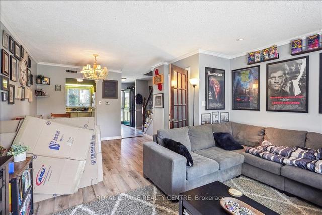 97 - 2779 Gananoque Dr, Townhouse with 3 bedrooms, 1 bathrooms and 1 parking in Mississauga ON | Image 3