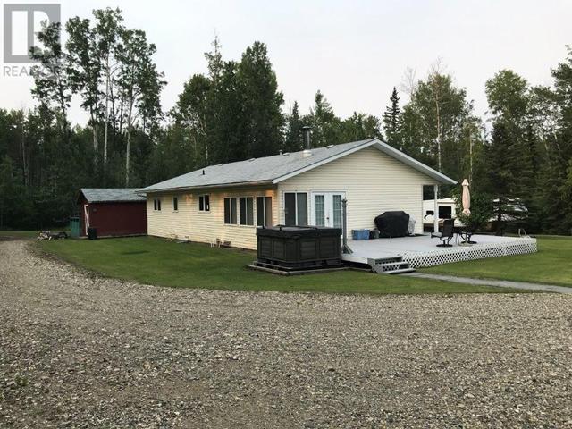 13292 Fell Road, House detached with 3 bedrooms, 2 bathrooms and null parking in Peace River C BC | Image 30