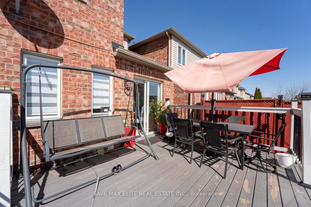 32 Charcoal Way, House attached with 3 bedrooms, 4 bathrooms and 3 parking in Brampton ON | Image 28