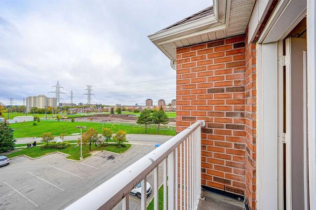 16 - 37 Four Winds Dr, Townhouse with 2 bedrooms, 2 bathrooms and 1 parking in Toronto ON | Image 28