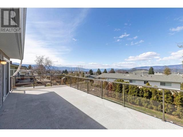 1750 Stayman Rd, House detached with 5 bedrooms, 2 bathrooms and 6 parking in Kelowna BC | Image 25