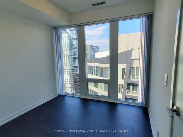 ph102 - 60 Shuter St, Condo with 2 bedrooms, 2 bathrooms and 0 parking in Toronto ON | Image 18