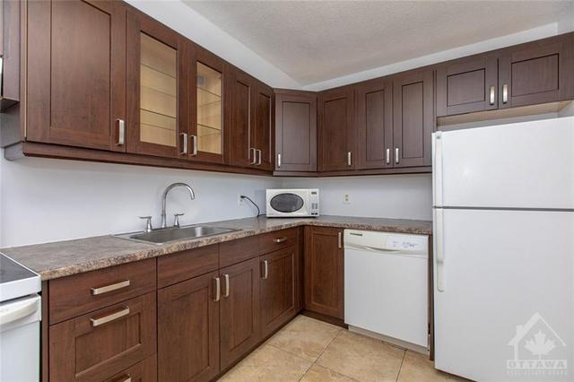 1901 - 1380 Prince Of Wales Drive, Condo with 2 bedrooms, 1 bathrooms and 1 parking in Ottawa ON | Image 5