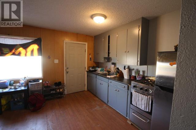 1125 116 Ave, House semidetached with 2 bedrooms, 2 bathrooms and null parking in Dawson Creek BC | Image 6